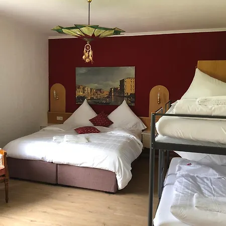 Berghaus Hotel 3*